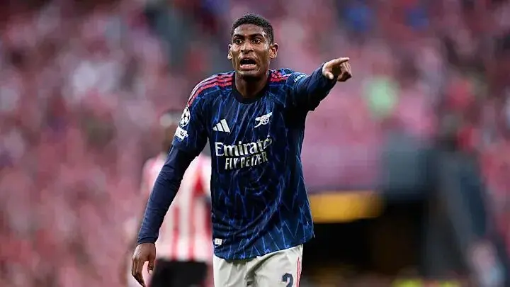 万签下后防, 定海神针 万签下后防, 定海神针