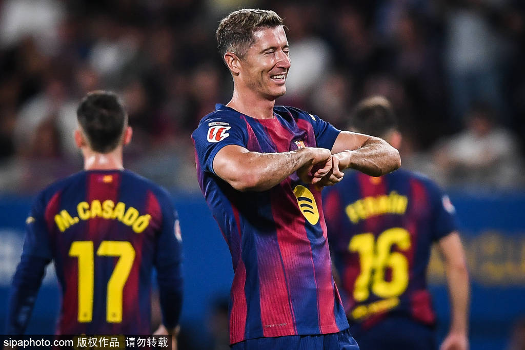 巴萨球迷群, 成为比利亚, 西甲国际化